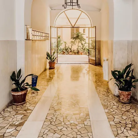 Апартаменты Domus Camilla Рим